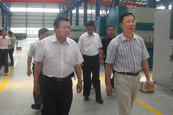 马鞍山市副市长魏庆农来江南网页版官网
机床调研